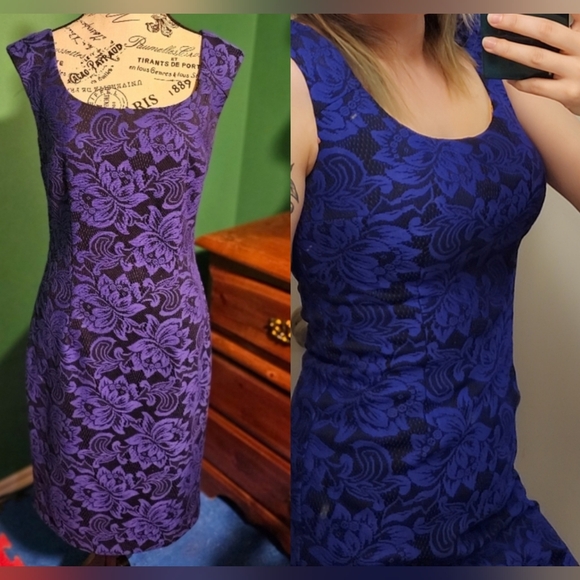 LE CHATEAU Blue Floral Dress - Picture 1 of 3